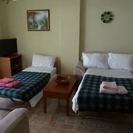 Sunny Holidays Apartment Paralimni